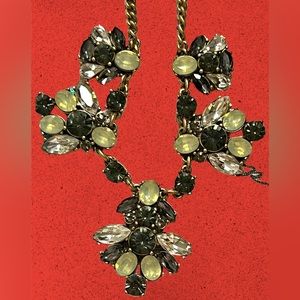 J.Crew Vintage Chunky Green and black faceted prong set statement link necklace